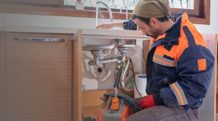 Professional tankless water heater installation in Whiteoak, MO